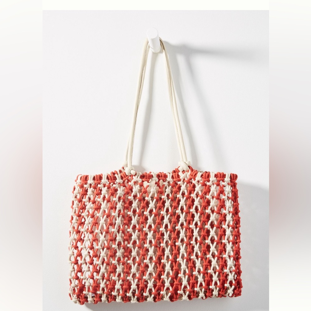 Clare V Sandy Bag
